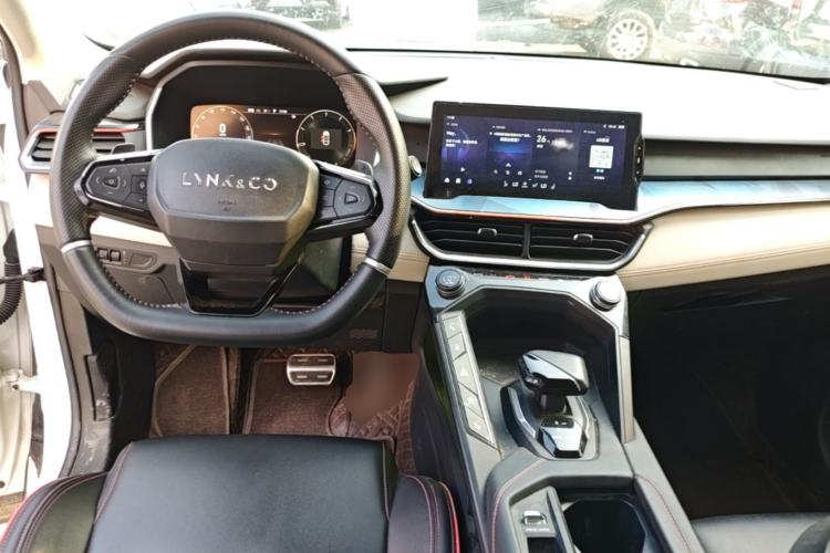 Used Lynk & Co 06 2020 1.5T YAO Halo Center Console