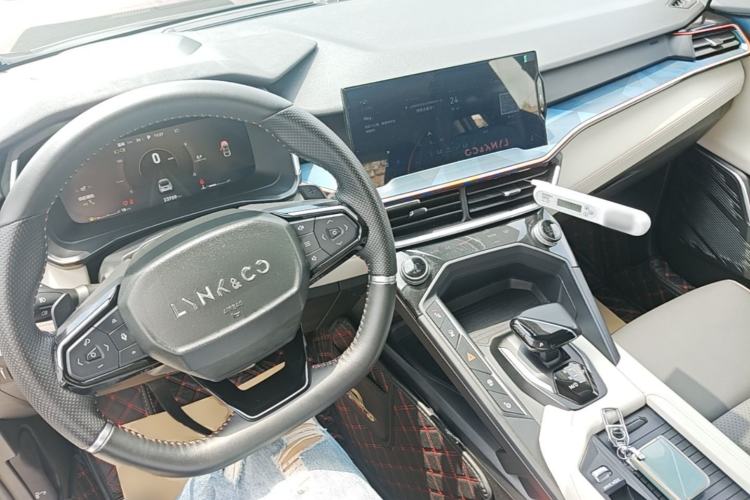 Used Lynk & Co 06 2020 1.5T YAO Halo Center Console