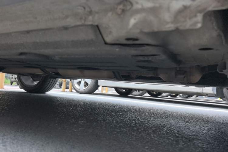 Used Lynk & Co 06 2020 1.5T YAO Halo Chassis Front Right