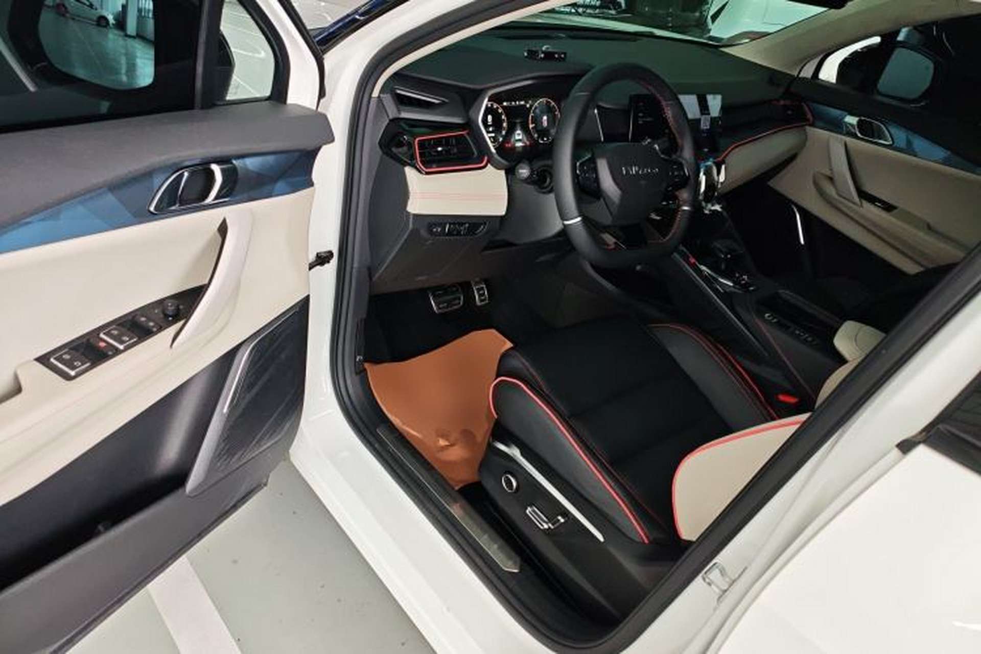 Used Lynk & Co 06 2020 1.5T YAO Halo Driver Seat