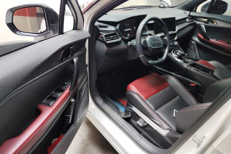 Used Lynk & Co 06 2020 1.5T JinPro model Driver Seat