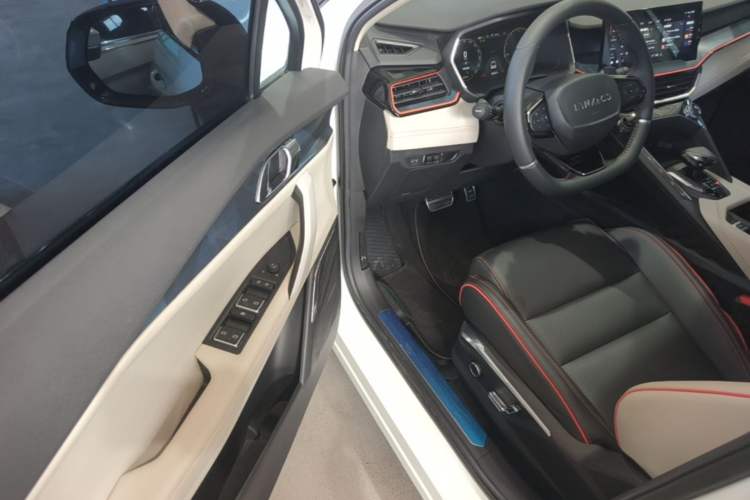 Used Lynk & Co 06 2020 1.5T YAO Halo Driver Seat