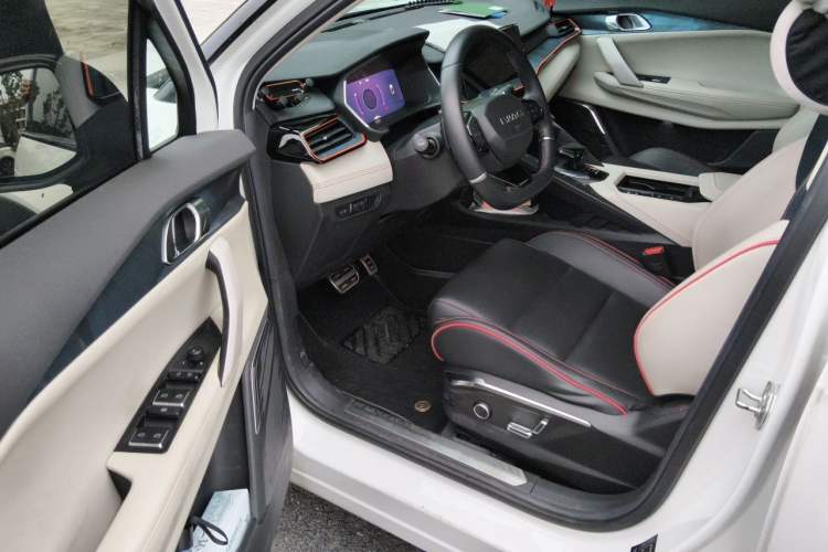 Used Lynk & Co 06 2020 1.5T YAO Halo Driver Seat