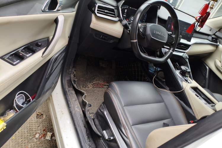 Used Lynk & Co 06 2020 1.5T Type Plus Driver Seat
