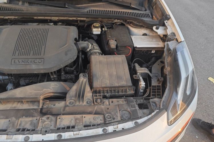 Used Lynk & Co 06 2020 1.5T YAO Halo Engine Bay Left