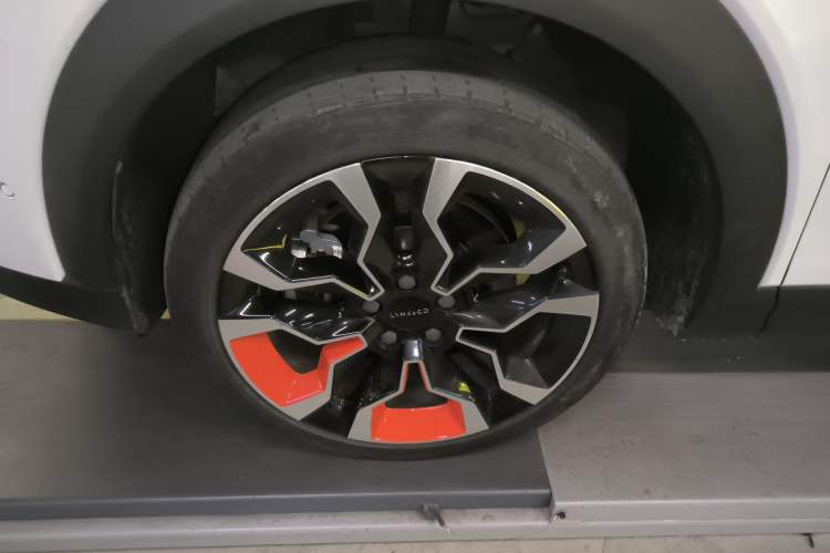 Used Lynk & Co 06 2020 1.5T YAO Halo Exterior 4