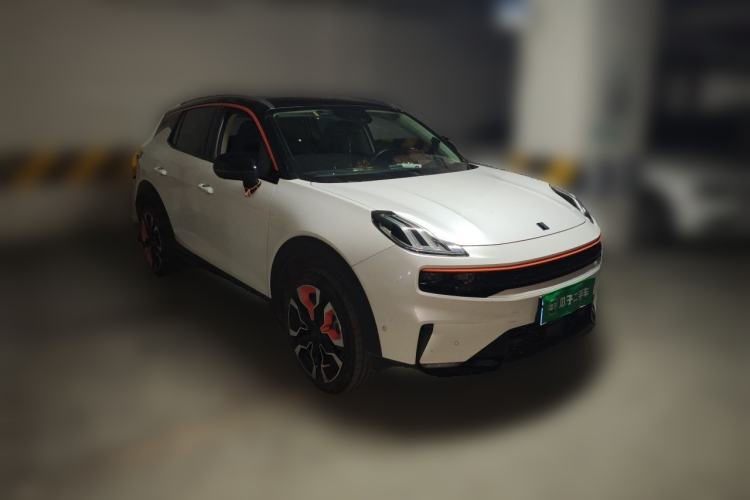 Used Lynk & Co 06 2020 1.5T YAO Halo Front Right 45 Deg
