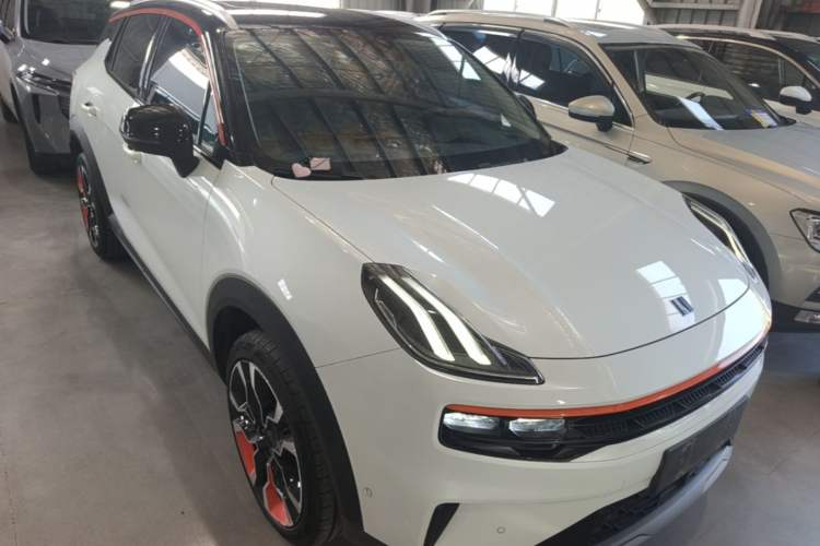 Used Lynk & Co 06 2020 1.5T YAO Halo Front Right 45 Deg