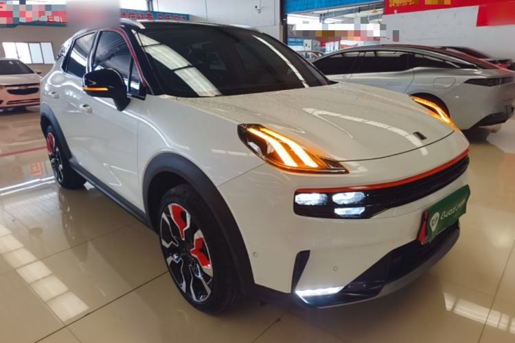 Used Lynk & Co 06 2020 1.5T YAO Halo Front Right 45 Deg