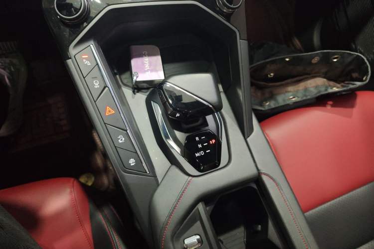 Used Lynk & Co 06 2020 1.5T JinPro model Gear Lever