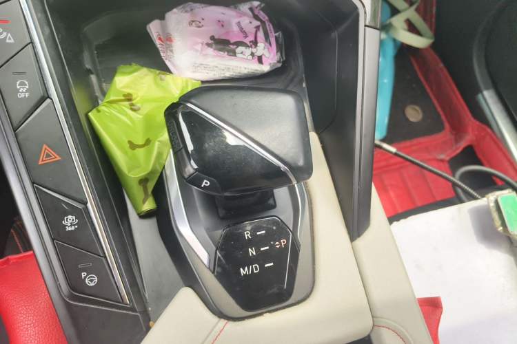 Used Lynk & Co 06 2020 1.5T YAO Halo Gear Lever