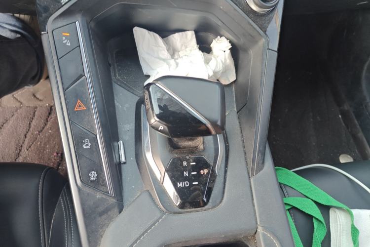 Used Lynk & Co 06 2020 1.5T JinPro model Gear Lever