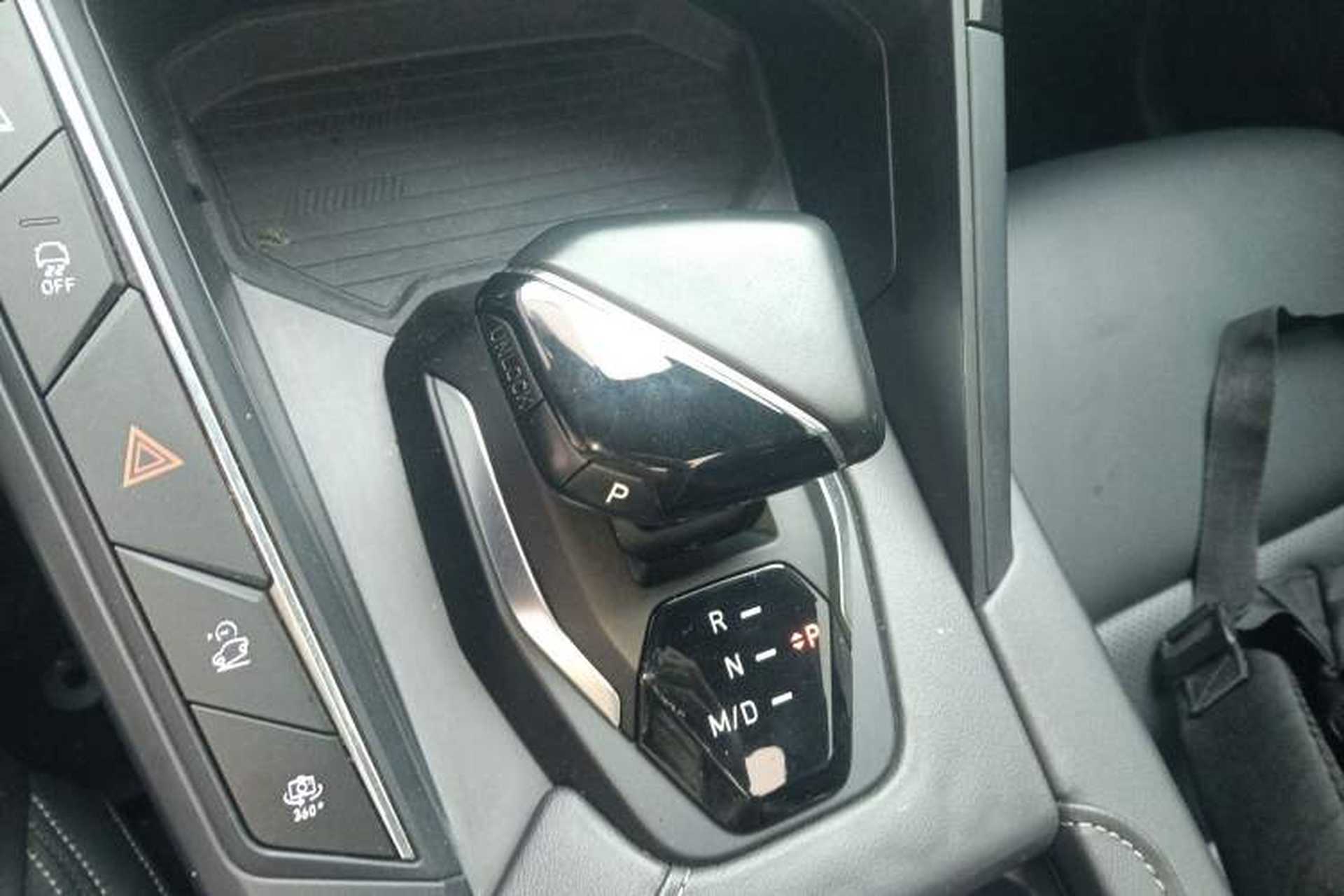 Used Lynk & Co 06 2020 1.5T JinPro model Gear Lever