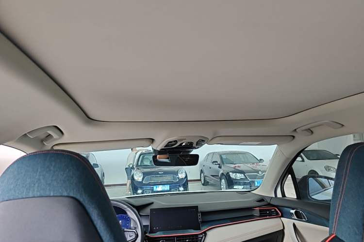 Used Lynk & Co 06 2020 1.5T YAO Halo Headliner
