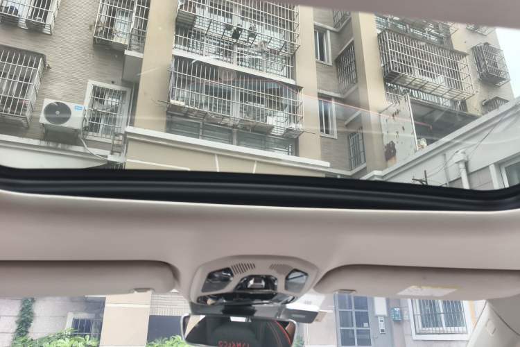 Used Lynk & Co 06 2020 1.5T YAO Halo Headliner
