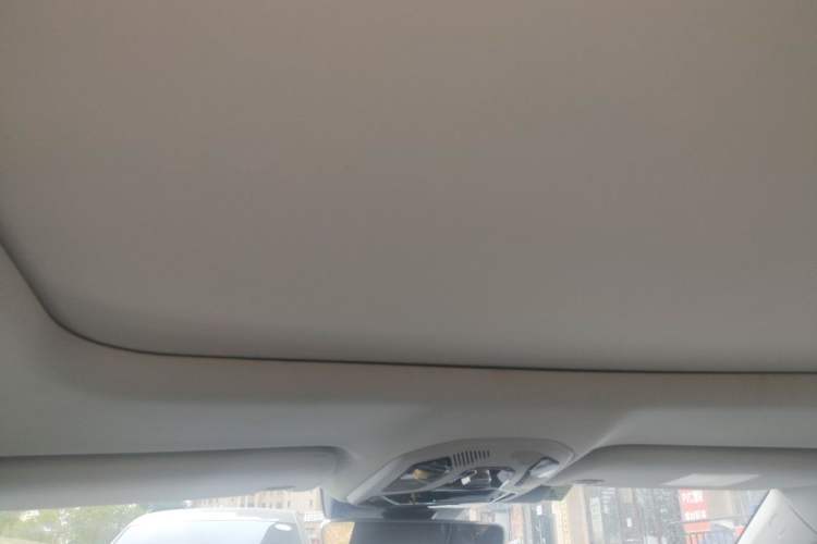 Used Lynk & Co 06 2020 1.5T YAO Halo Headliner