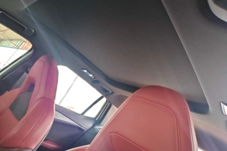 Used Lynk & Co 06 2020 1.5T JinPro model Headliner