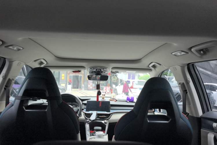 Used Lynk & Co 06 2020 1.5T YAO Halo Headliner