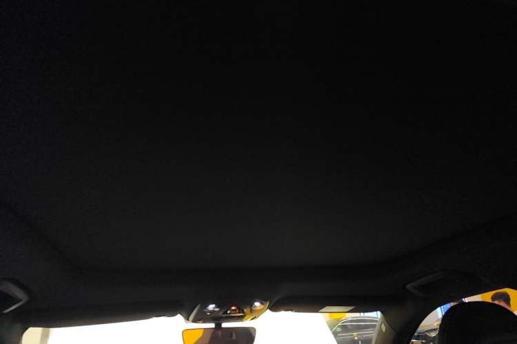 Used Lynk & Co 06 2020 1.5T JinPro model Headliner