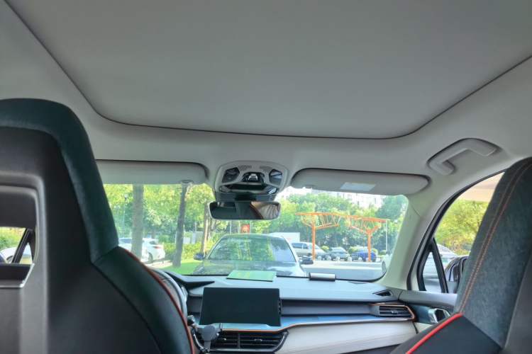 Used Lynk & Co 06 2020 1.5T YAO Halo Headliner