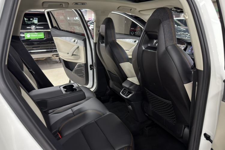 Used Lynk & Co 06 2020 1.5T Type Plus Interior 10
