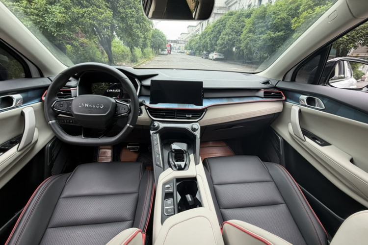 Used Lynk & Co 06 2020 1.5T YAO Halo Interior 3