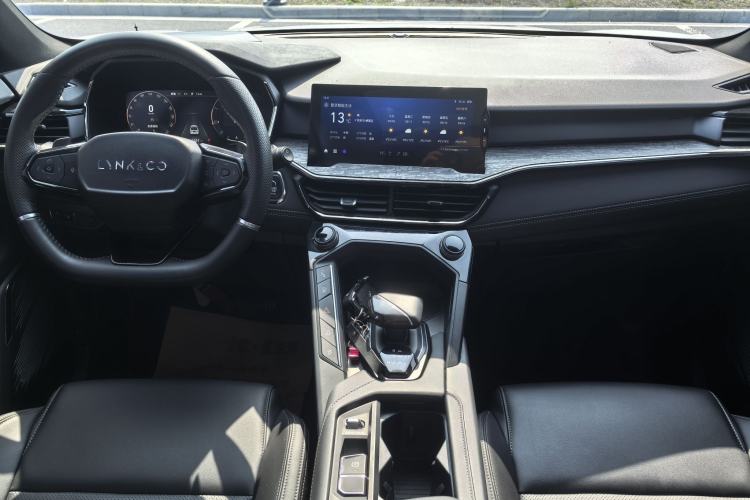 Used Lynk & Co 06 2020 1.5T JinPro model Interior 4