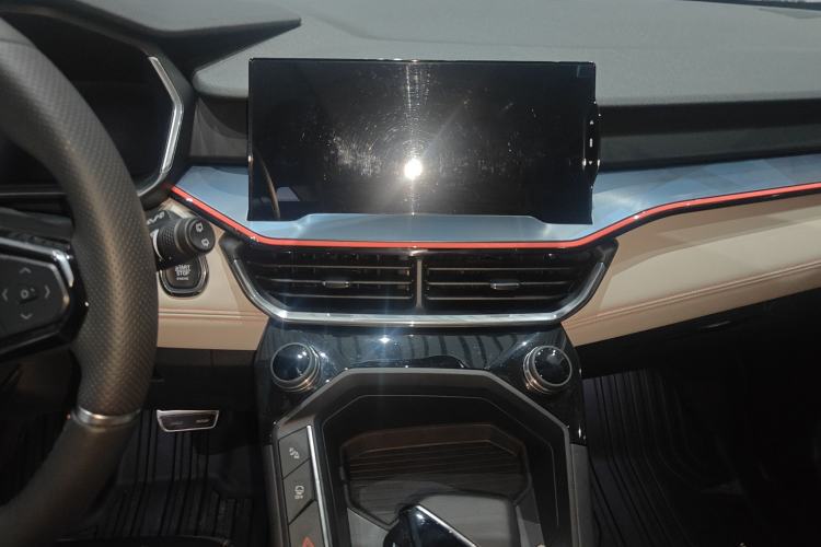 Used Lynk & Co 06 2020 1.5T YAO Halo Interior 5