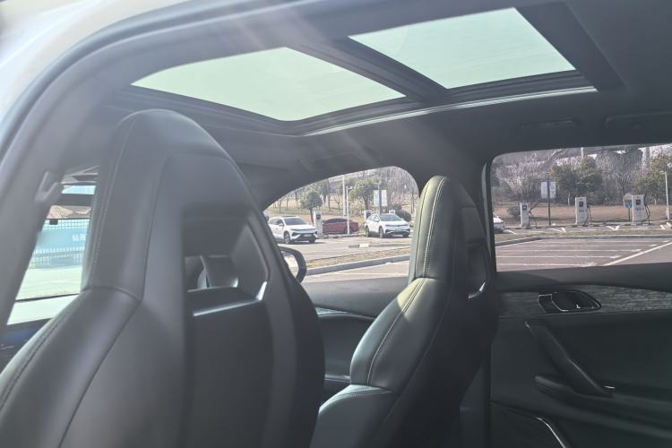 Used Lynk & Co 06 2020 1.5T JinPro model Interior 5