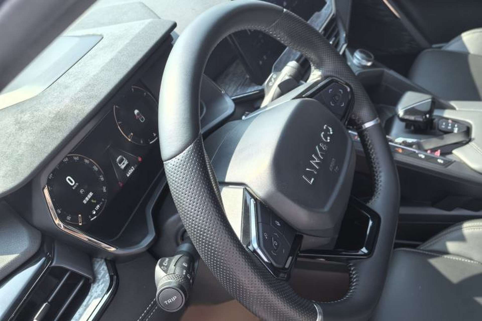 Used Lynk & Co 06 2020 1.5T JinPro model Interior 8
