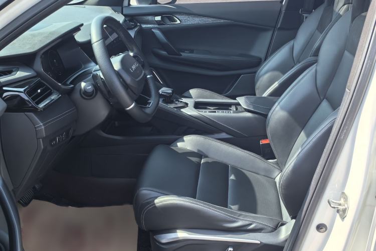 Used Lynk & Co 06 2020 1.5T JinPro model Interior 9