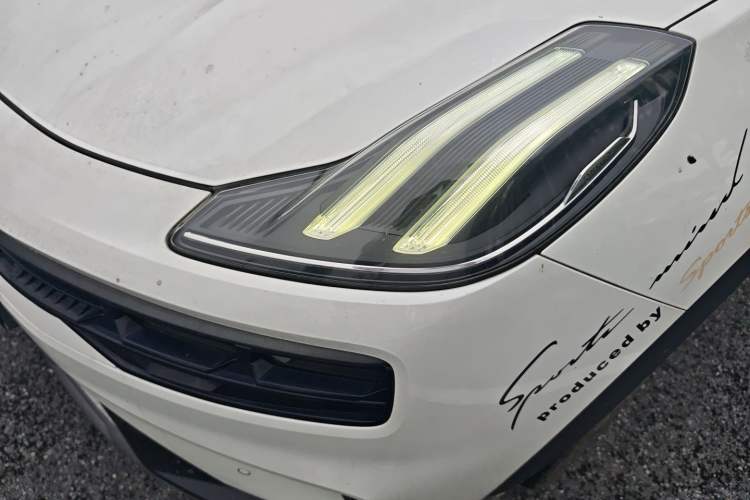 Used Lynk & Co 06 2020 1.5T JinPro model Left Front Headlight