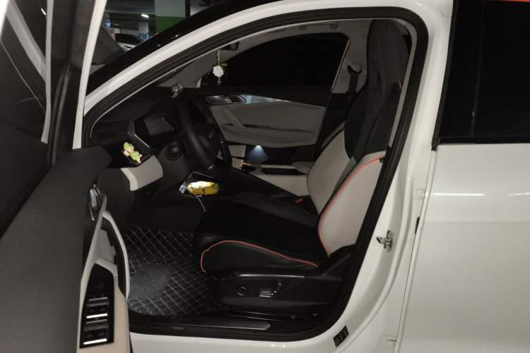 Used Lynk & Co 06 2020 1.5T YAO Halo Left Front Seat