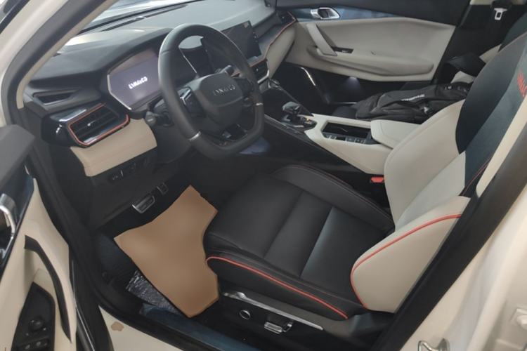 Used Lynk & Co 06 2020 1.5T YAO Halo Left Front Seat