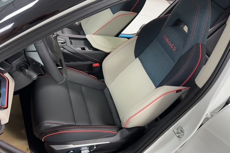 Used Lynk & Co 06 2020 1.5T YAO Halo Left Front Seat