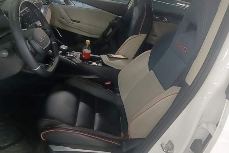 Used Lynk & Co 06 2020 1.5T YAO Halo Left Front Seat
