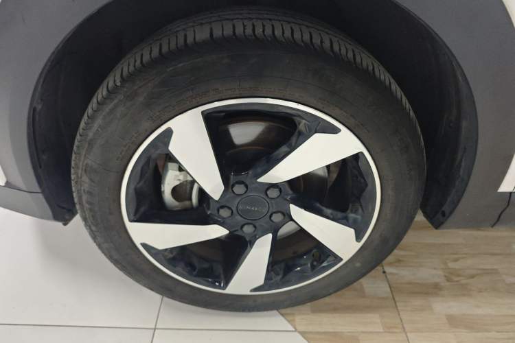 Used Lynk & Co 06 2020 1.5T JinPro model Left Front Wheel Hub