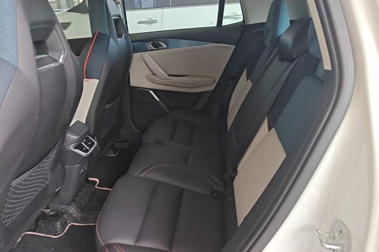 Used Lynk & Co 06 2020 1.5T YAO Halo Left Rear Seat