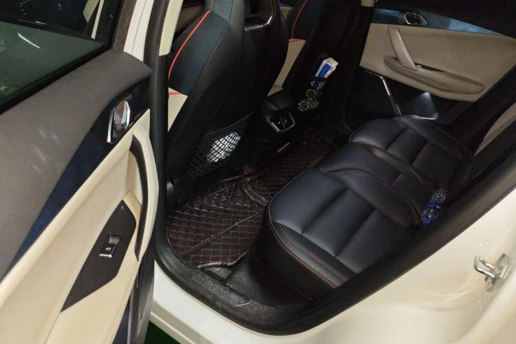 Used Lynk & Co 06 2020 1.5T YAO Halo Left Rear Seat