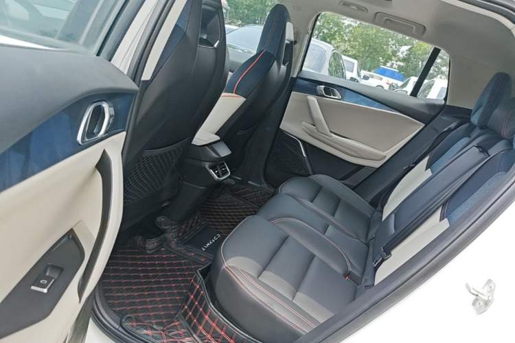 Used Lynk & Co 06 2020 1.5T YAO Halo Left Rear Seat