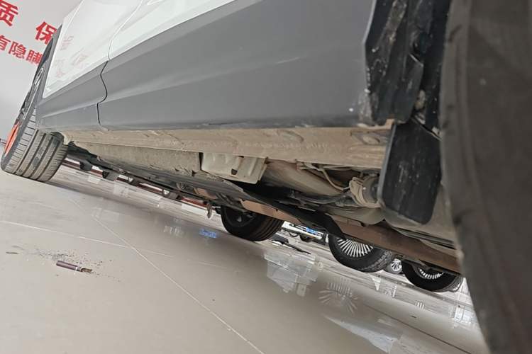Used Lynk & Co 06 2020 1.5T YAO Halo Left Side Sill