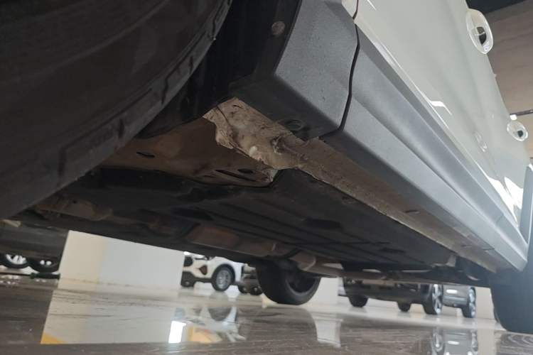 Used Lynk & Co 06 2020 1.5T YAO Halo Left Side Sill