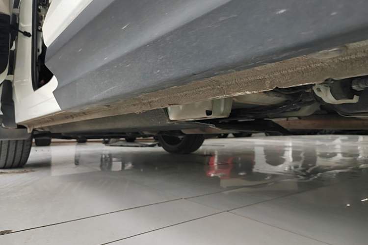 Used Lynk & Co 06 2020 1.5T YAO Halo Left Side Sill