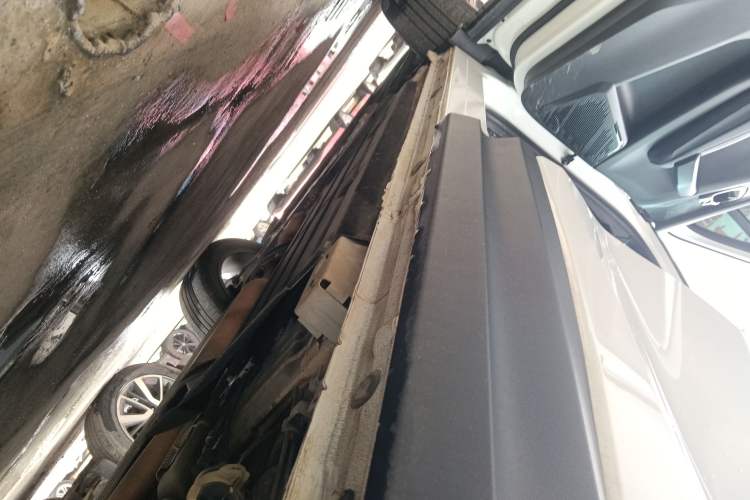 Used Lynk & Co 06 2020 1.5T JinPro model Left Side Sill