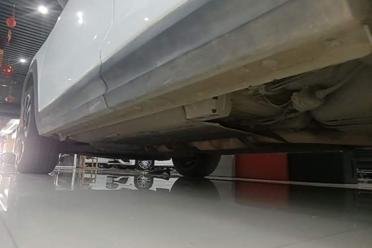 Used Lynk & Co 06 2020 1.5T YAO Halo Left Side Sill