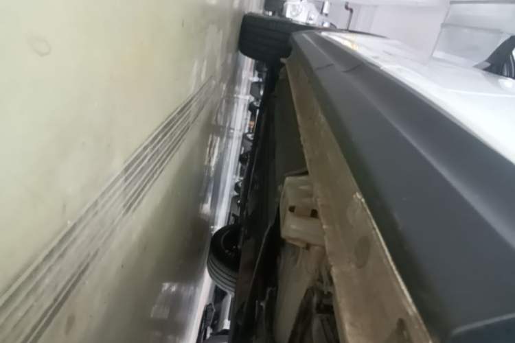 Used Lynk & Co 06 2020 1.5T YAO Halo Left Side Sill