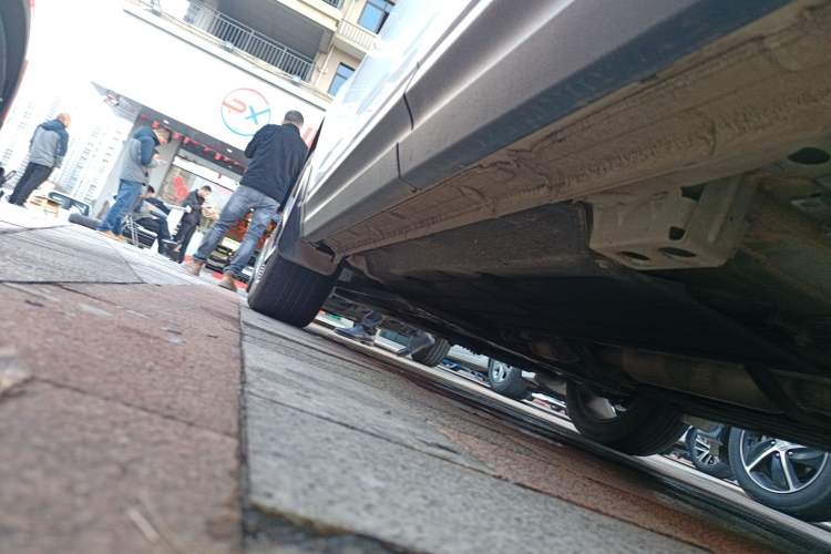 Used Lynk & Co 06 2020 1.5T JinPro model Left Side Sill