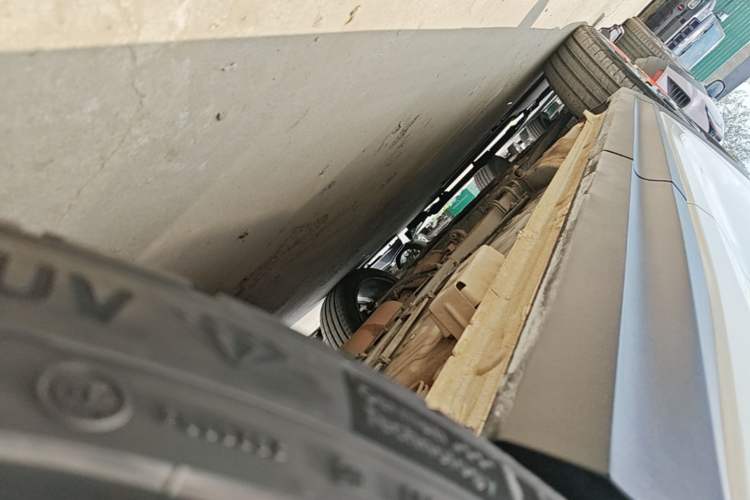 Used Lynk & Co 06 2020 1.5T YAO Halo Left Side Sill