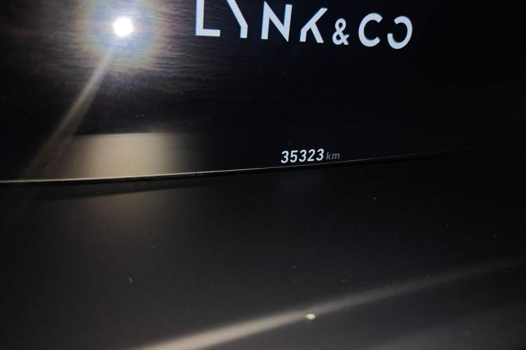 Used Lynk & Co 06 2020 1.5T YAO Halo Odometer Close Up