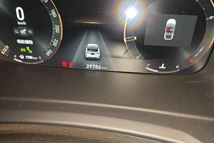Used Lynk & Co 06 2020 1.5T YAO Halo Odometer Close Up